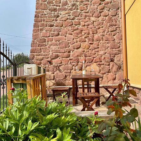 Vöröskő Apartman Alsóörs Exterior foto