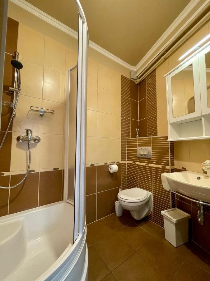 Vöröskő Apartman Alsóörs Exterior foto