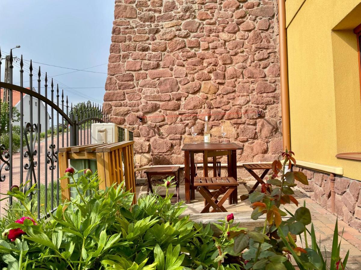 Vöröskő Apartman Alsóörs Exterior foto